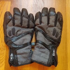 Dakine Charcoal and Black Gloves